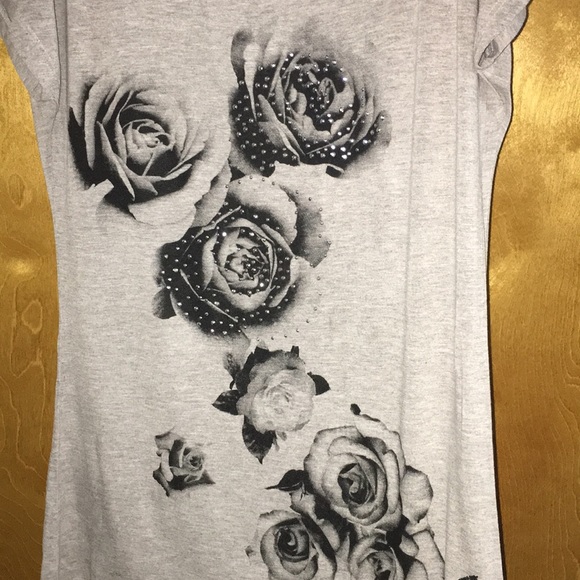 Grey/Black Rose Printed Long Top - Picture 3 of 8